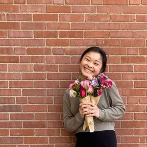 Meet your Posher, Iris